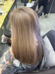 -藤野造型烫发染发