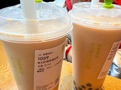 -奈雪的茶(M+世纪都会广场店)