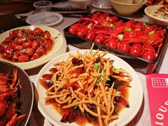 馓子拌皮蛋-巴厘龙虾·榜首油焖大虾(洞庭·艺术洋房店)