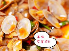 -四川小胡子海鲜(丁村万人海鲜广场店)