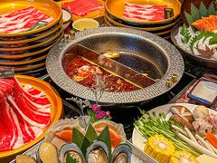 -牛YO寿喜烧·铁板烧和牛火锅自助(市府恒隆店)