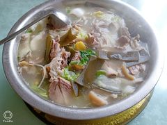 -荥清饭店