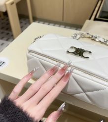 -明源·24小时美甲美睫