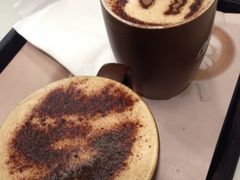 不好看的咖啡-麦当劳(静安寺店)