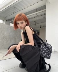 -Hello Lady发型设计