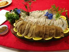 -宝界普菲特湖畔酒店