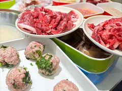 -嘎琉鲜切牛肉自助火锅