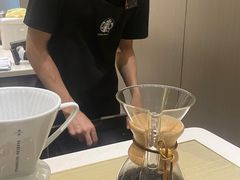-星巴克臻选(深圳龙华红山天虹店)