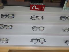 -无界眼镜MaxLess(滨江星光大道店)