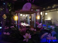 -韵秋荷(宝山龙湖天街店)