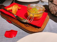 -弦月窗LUNETTE BY AMANDA(复兴路店)