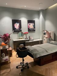 -花隐·美芙炫海菲秀皮肤管理中心