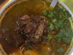 -金杨拉面王小吃面馆·牛三宝面·红烧牛肉粉