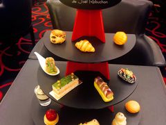 -Salon de The de Joel Robuchon(外滩18号店)