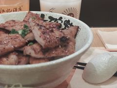 -熊吞·大碗丼烧肉饭(济宁万达广场店)