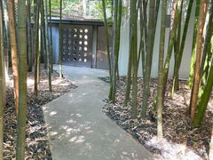 -穹六人间 people 6(岳阳路店)