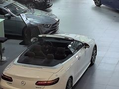 -上海星瀚奔驰4S店(红柳路店)