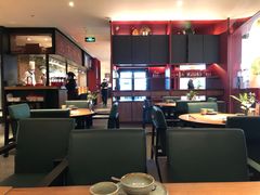 大堂-青年公社烤鸭(宝杨宝龙广场店)
