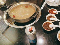 -丫丫汤膳打边炉(宏府408坊店)