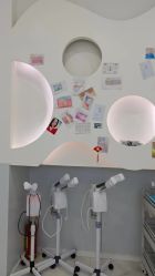 -蕾特恩专业祛痘·皮肤管理