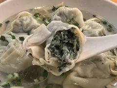 青菜鲜肉大馄饨-梦花街馄饨店(中华苑店)