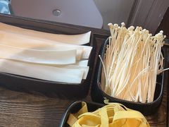 -火凤祥鲜货火锅·清真食品(宁夏总店)