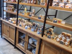 面包甜点陈列柜-七若滋动物奶油生日蛋糕(北苑店)