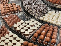 -Laderach 莱德拉(上海环贸iapm店)