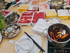 -杨老板·海鲜集市火锅·鲜切牛肉(中防万宝店)