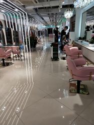 -BULB STUDIO 巴柏明星发型工作室