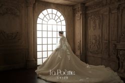 -乐派诗婚纱摄影