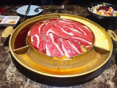 芝士锅底-猪啊牛呀羊啊铜盘烤肉(正大广场店)