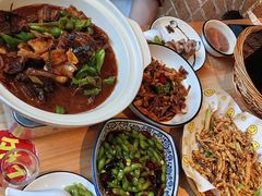 -董厨煨汤馆(车站路店)