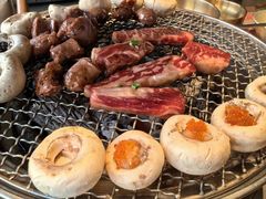-草家酱蟹炭火烤肉店(珲春南路一店)
