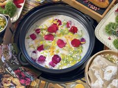 -一朵菌·野生菌探索家火锅(南亚店)