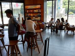 -星巴克臻选(莘庄仲盛店)
