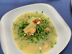 炒菜苗-馋遇江南·精致湖景雅宴(东方之门店)