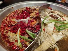 -沸炉重庆老火锅(军事博物馆店)