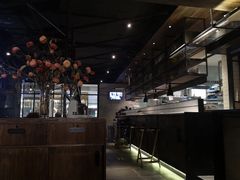 -Carbon莫卡哆·意大利复古集市餐厅(杭州大厦店)