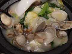 无油鱼汤煮食蔬-大树餐厅(红旗街万达店)