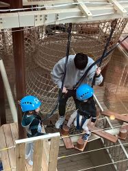 -PIPIKINGDOM皮皮王国欢乐号(欢乐海岸购物中心店)