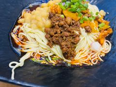 -李与白包子铺(桐梓林店)