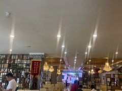 -雅住连锁酒店(琉璃场地铁站店)