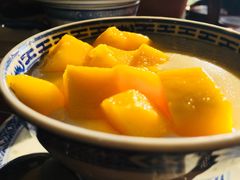 -赵记传承特色牛奶甜品(泉城广场店)