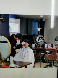 -意廊 Hair Salon