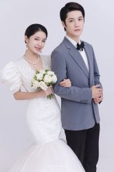 点击看大图 -挪娅婚纱摄影皇家会所