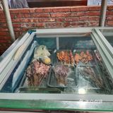 果断的点了份烤蚝，还有羊肉串