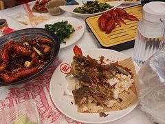 -肥肥虾庄·金牌油焖大虾(汉口城市广场店)