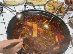 -旧街市鲜货老火锅(大光路店)