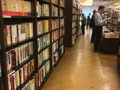 店内环境-三联书店(中环店)